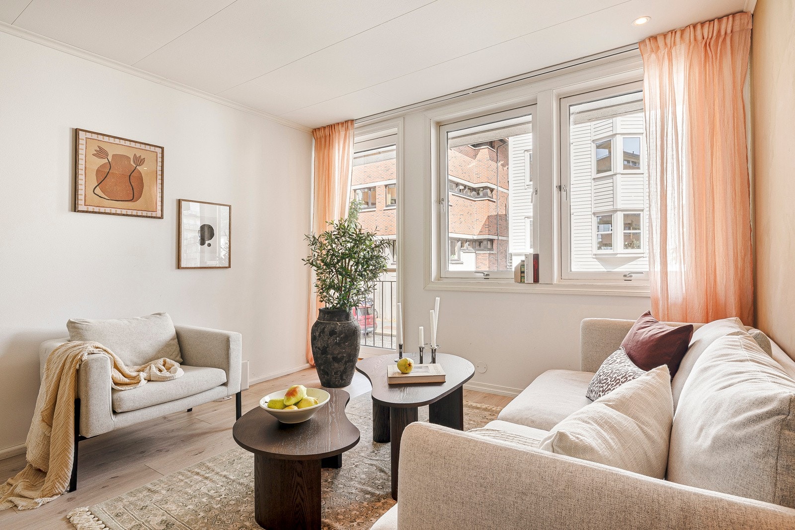 I stuen er det en herlig fransk balkong. Galleribilde