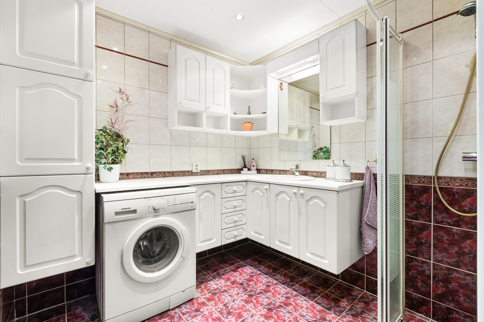 Romslig bad Galleribilde