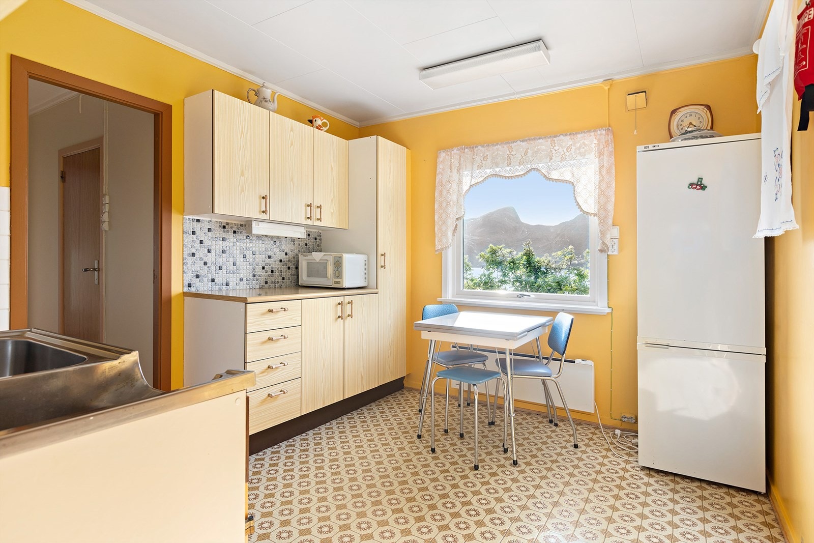 Kjøkken med flott utsikt - 1.etg. Galleribilde