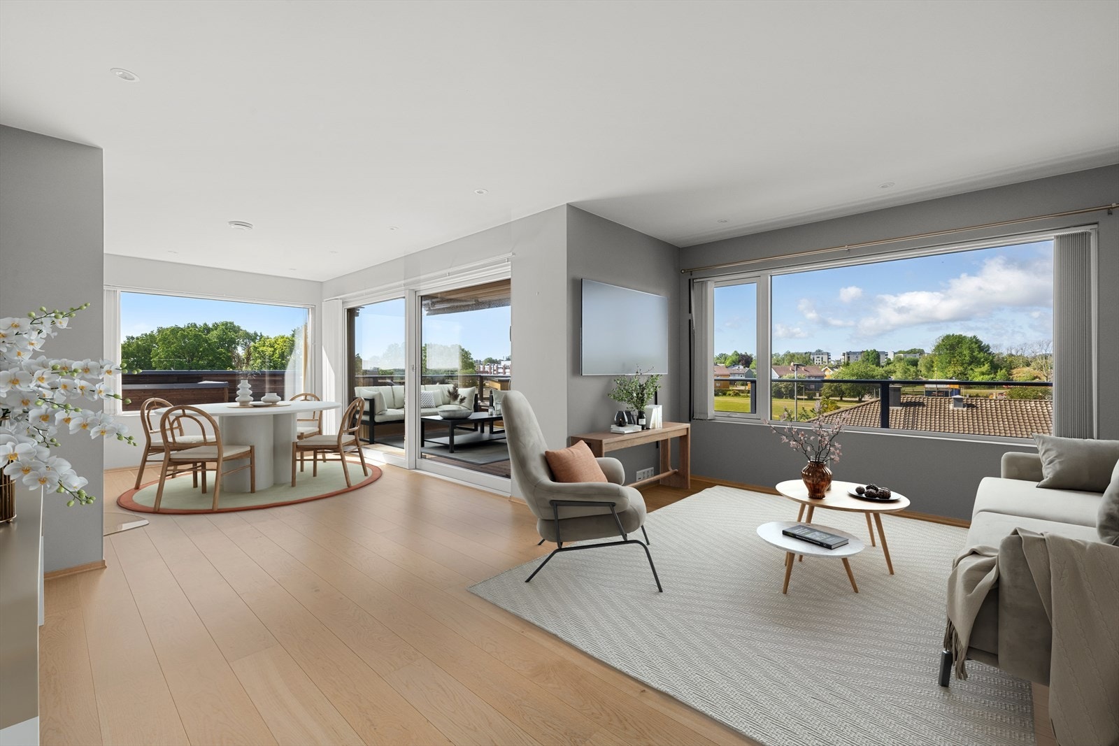 Stor og lys stue / spisestue med utgang til balkong - bildet er digtalt møblert Galleribilde