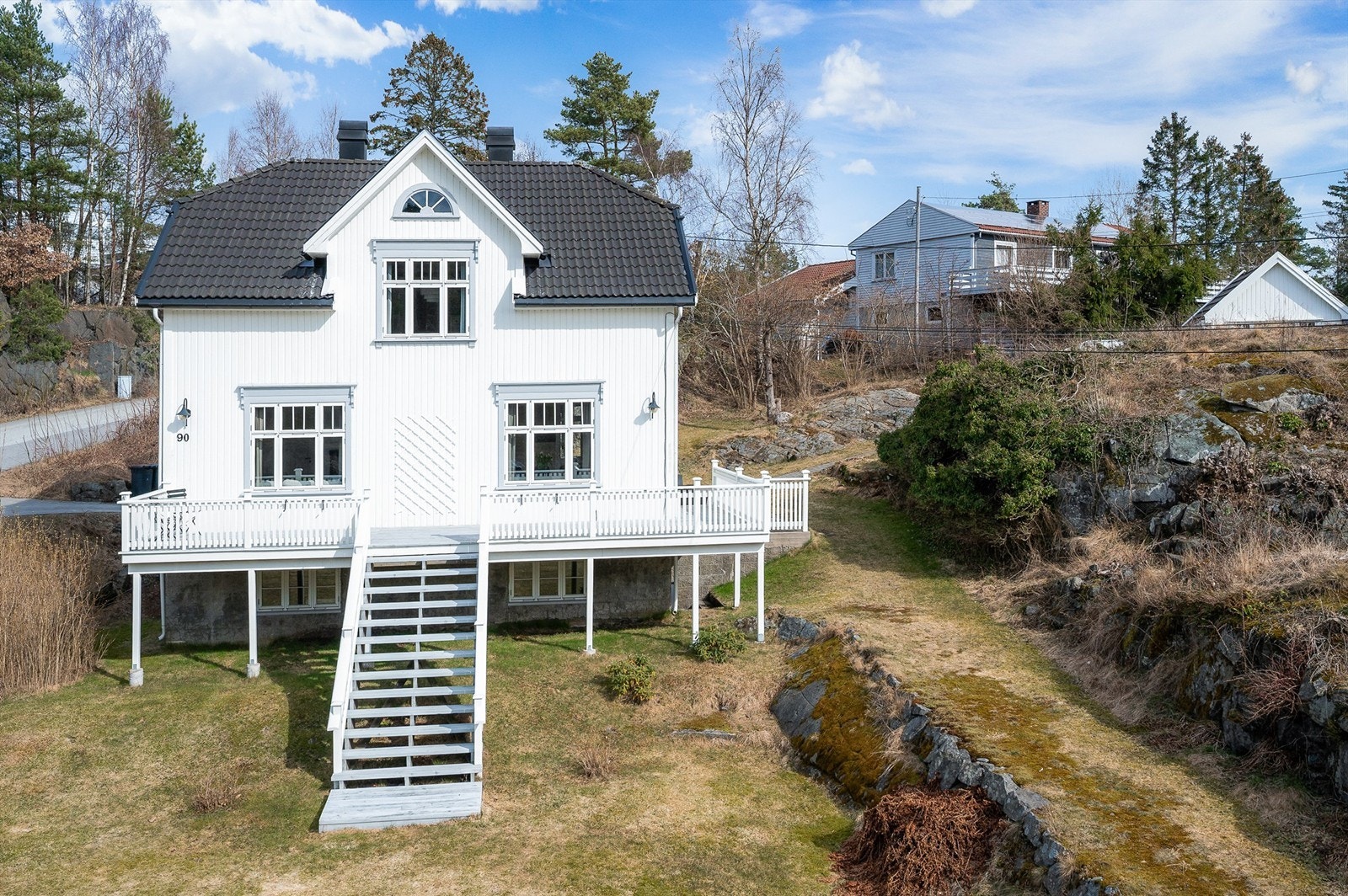 Boligen har lekre detaljer og tidløst preg Galleribilde