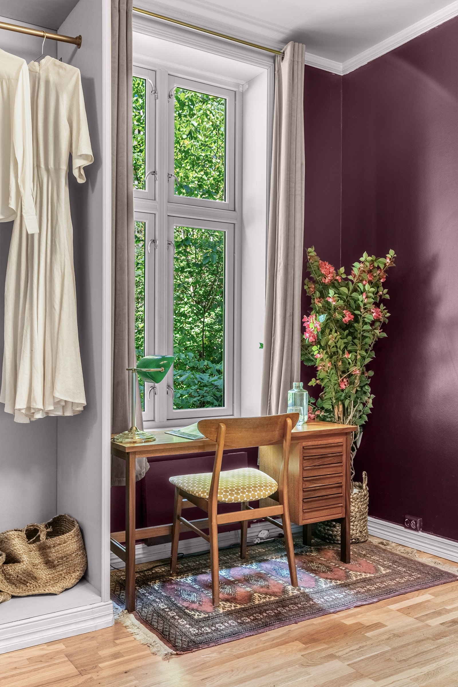 Praktisk arbeidssone med utsikt Galleribilde