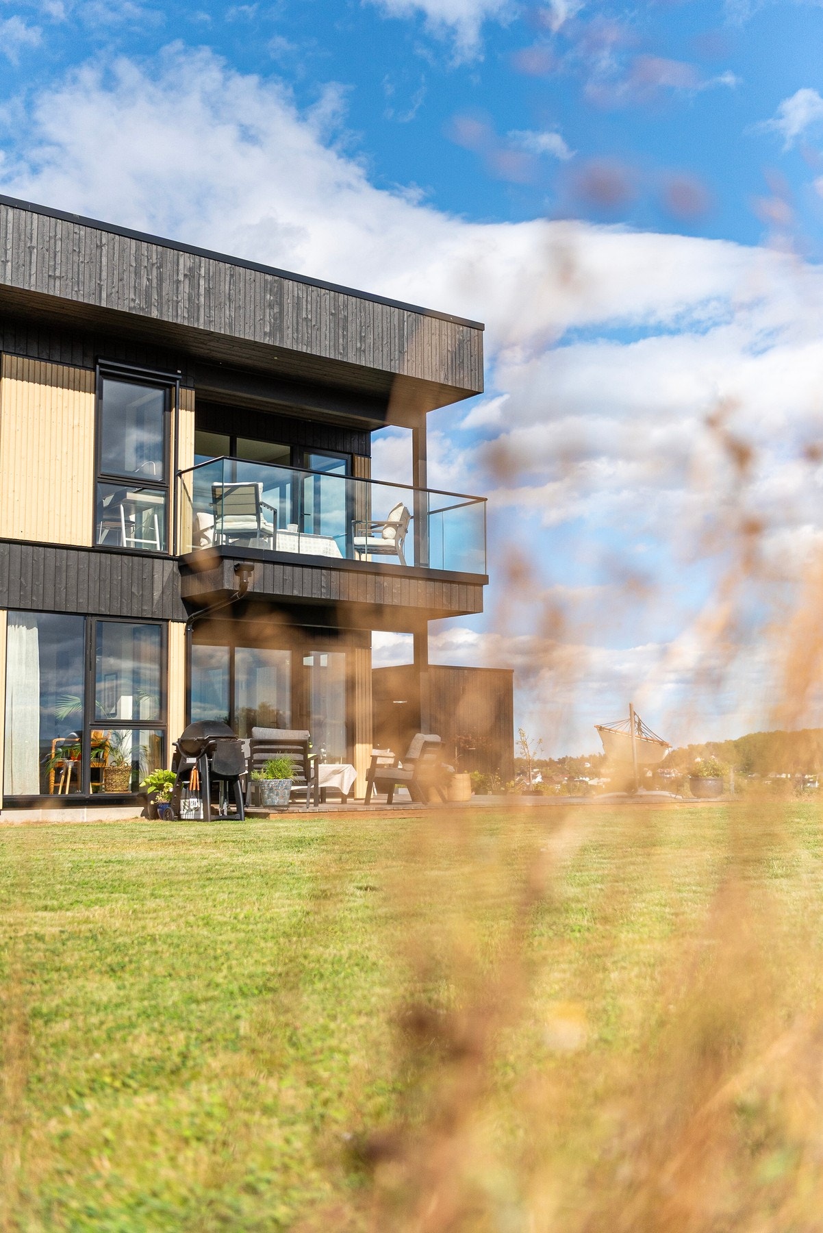Innerst i veien bor man usjenert og det er trygt og fint for barna med Haukerød skole i gangavstand Galleribilde