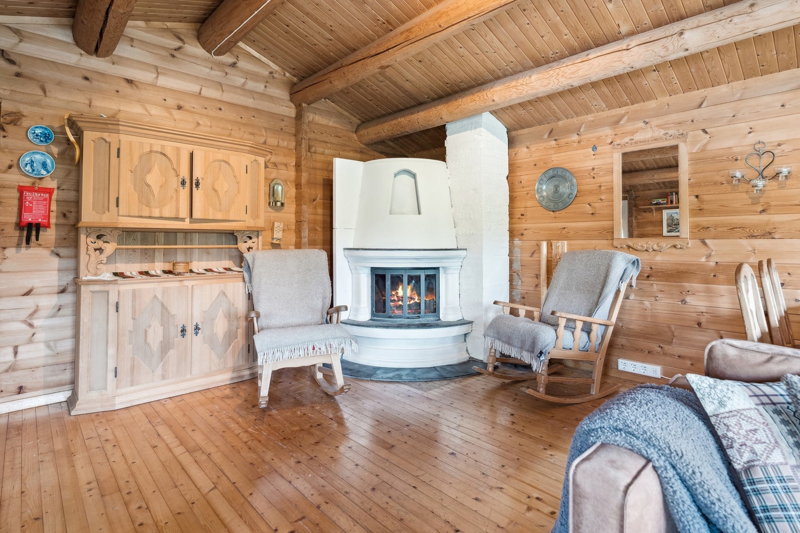 Vedfyring på stuen Galleribilde