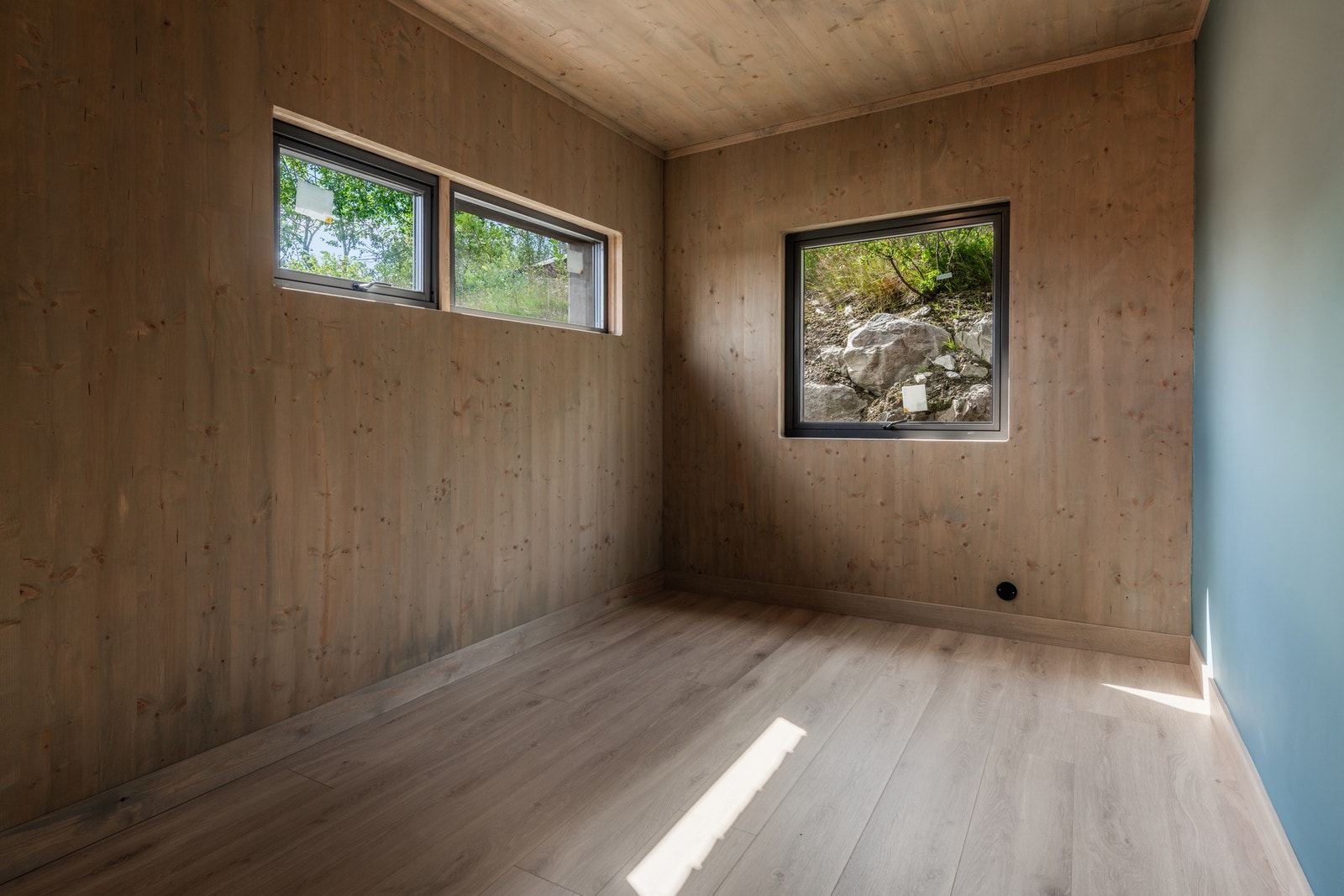 Leiligheten har to romslige soverom Galleribilde