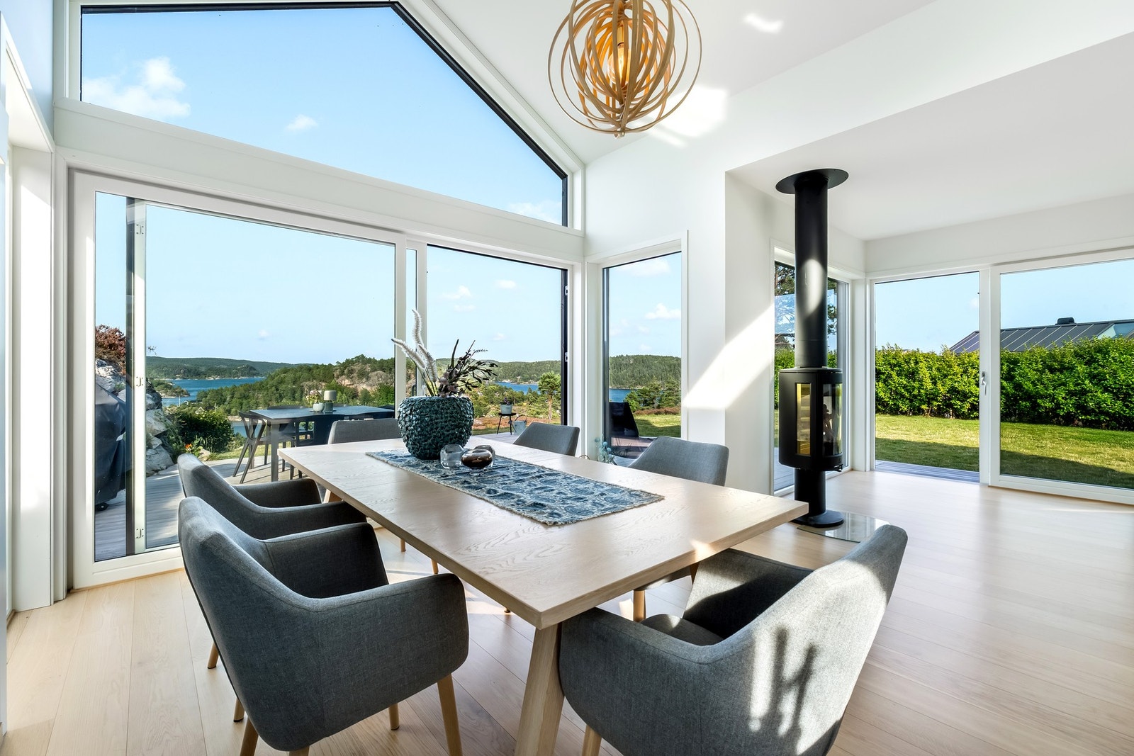 Unik beliggenhet på Borteid - midt i Kragerøs vakre skjærgård. Galleribilde