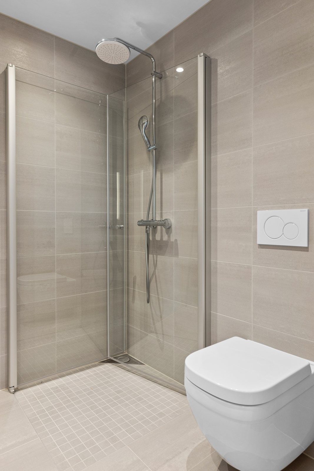 Bad tilhørende hovedsoverommet Galleribilde