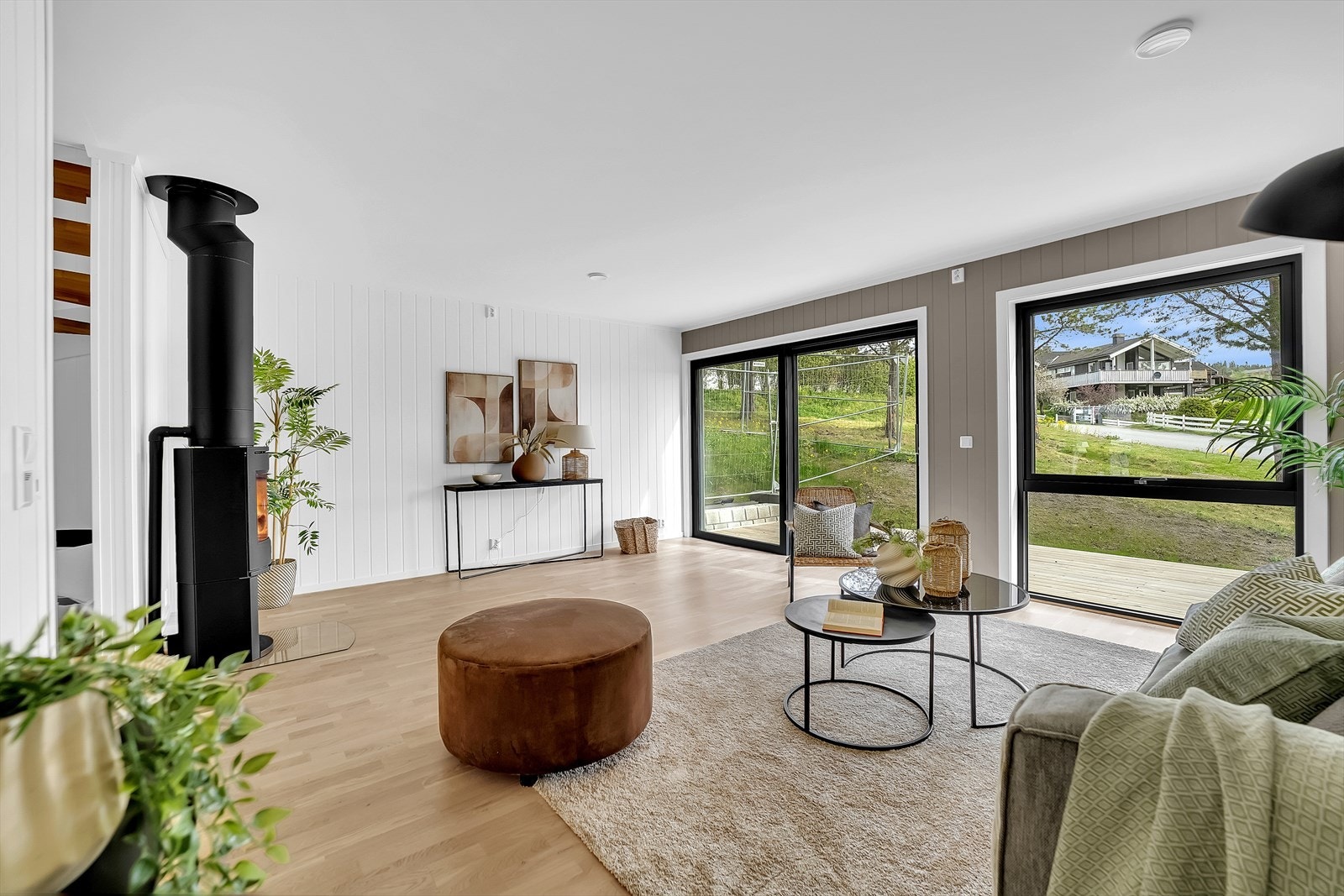 Lekker, nyoppført og innholdsrik familiebolig med gjennomtenkte løsninger. Galleribilde