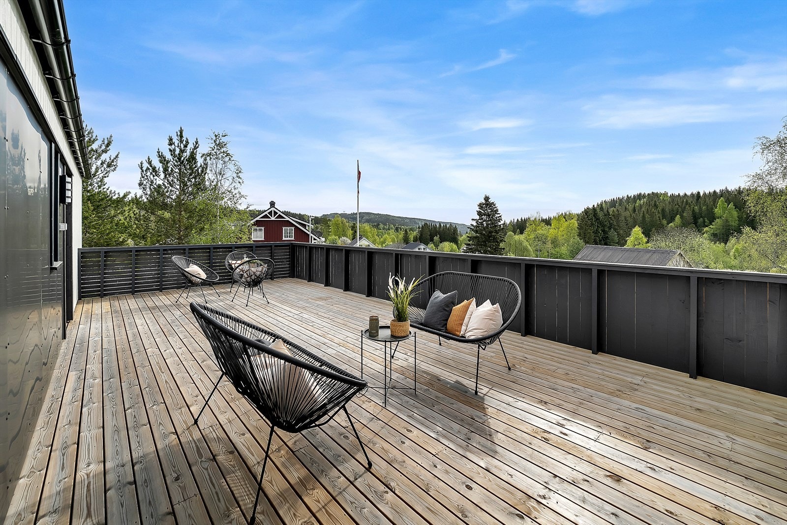 Her kan lange sommerdager nytes usjenert Galleribilde