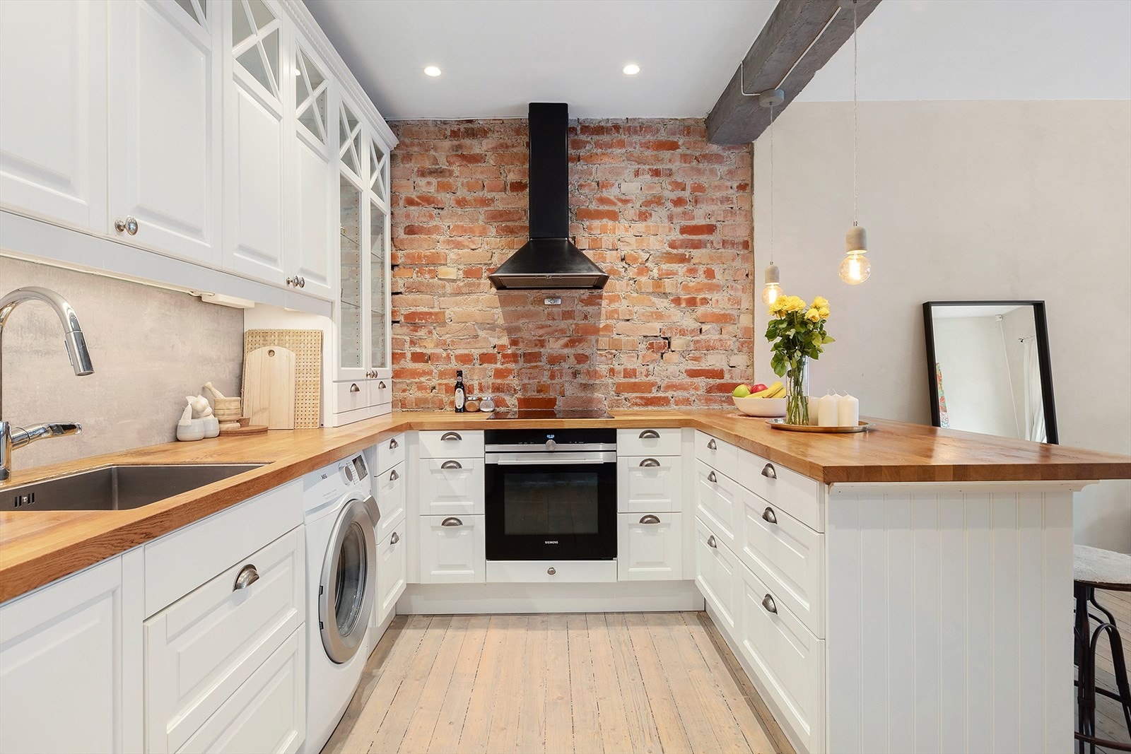 Kjøkkenet er fra 2018 Galleribilde