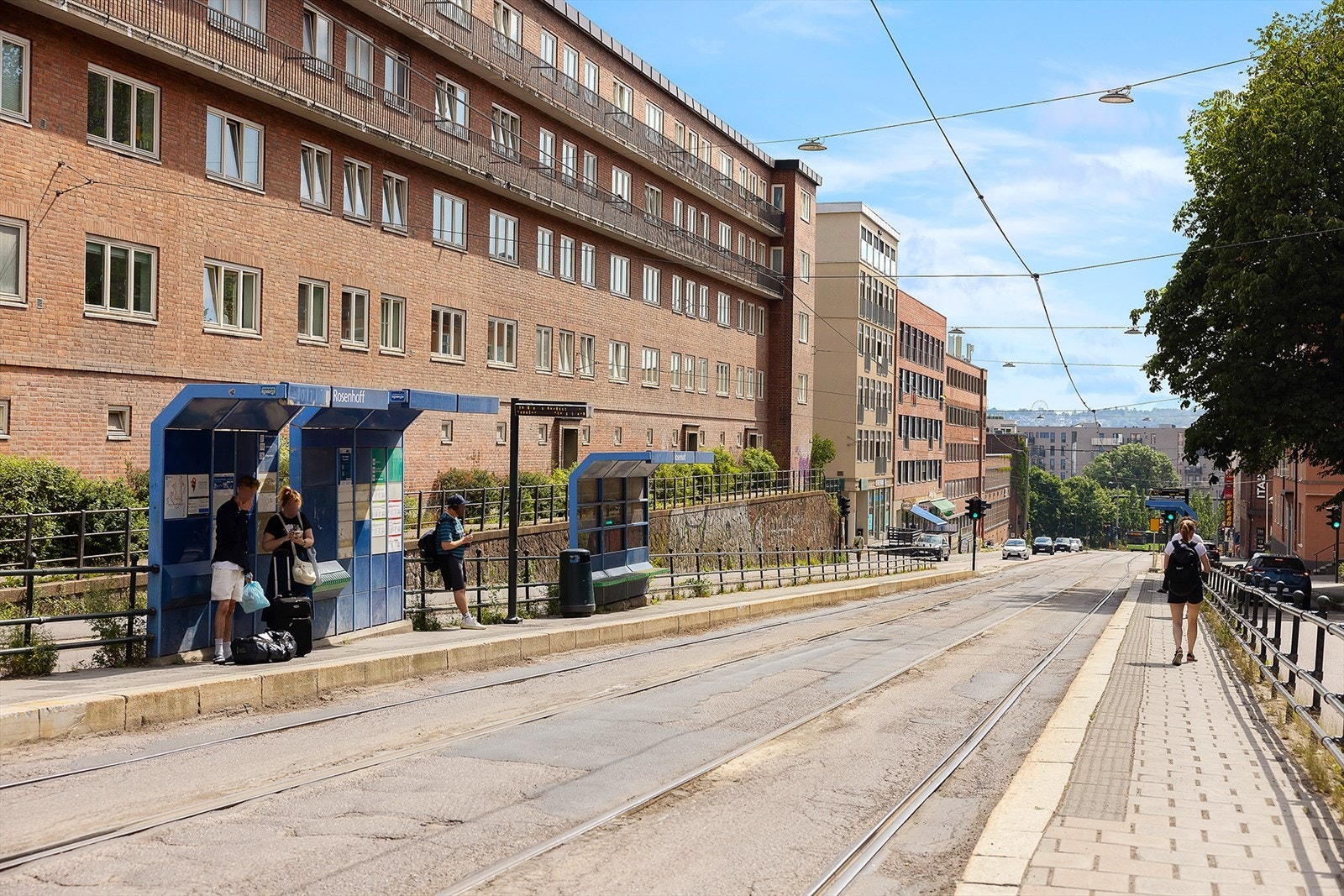 Kort vei til kollektivtransport, dagligvarebutikker og treningssenter Galleribilde