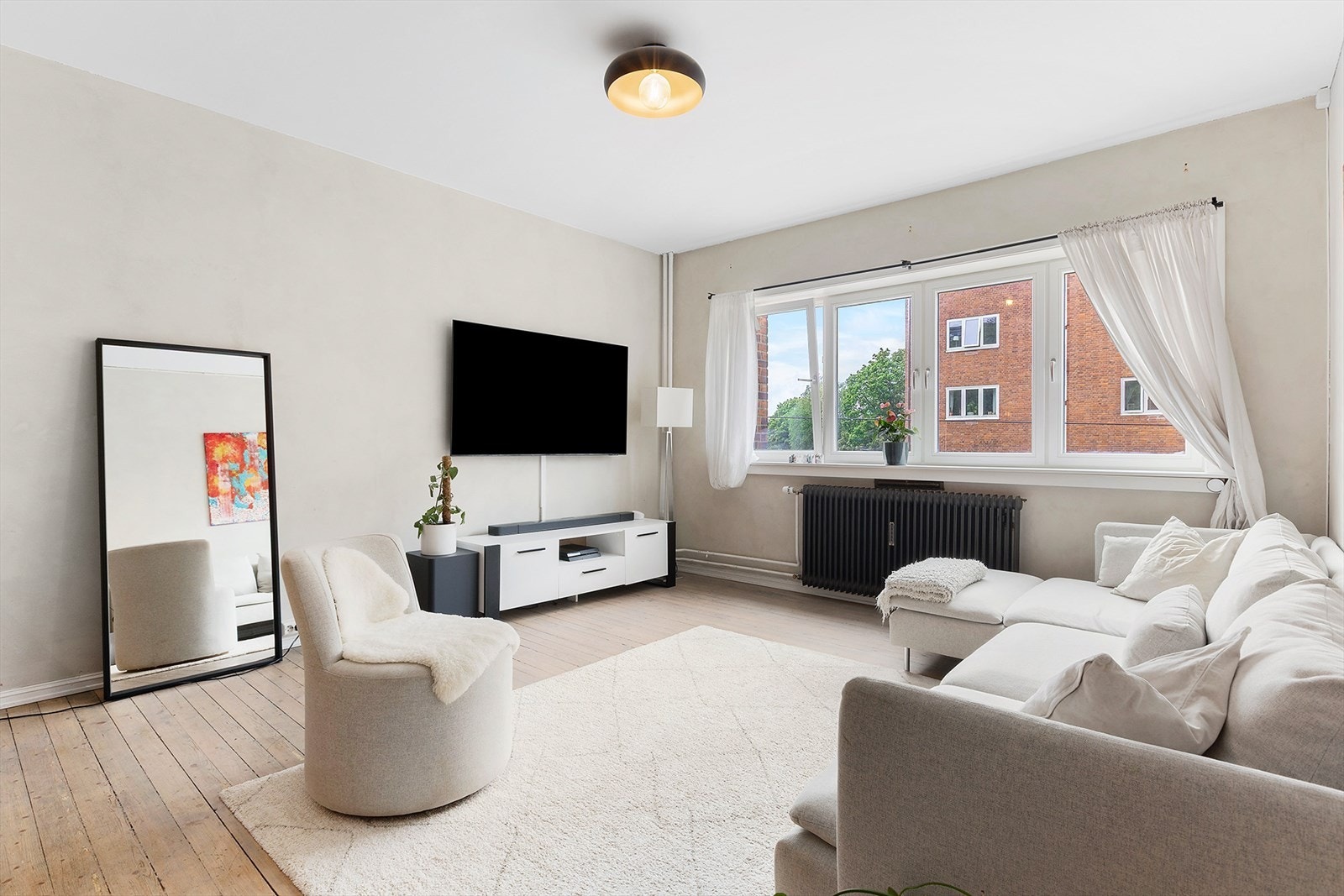 Velkommen til Trondheimsveien 155 presentert av Kenny Nguyen v/Nordvik Grünerløkka! Galleribilde