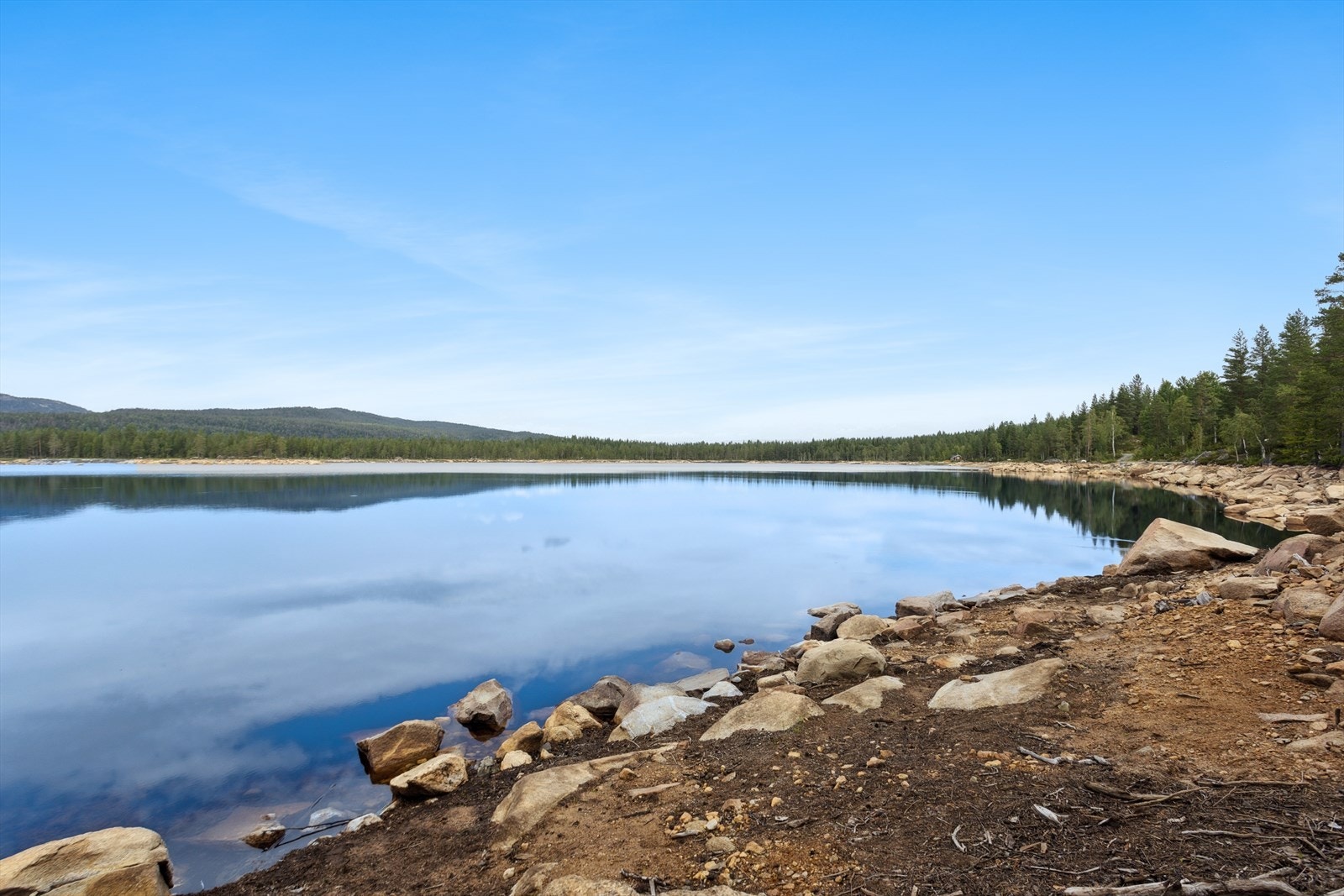 Gode bademuligheter i nærheten av hytta. Galleribilde