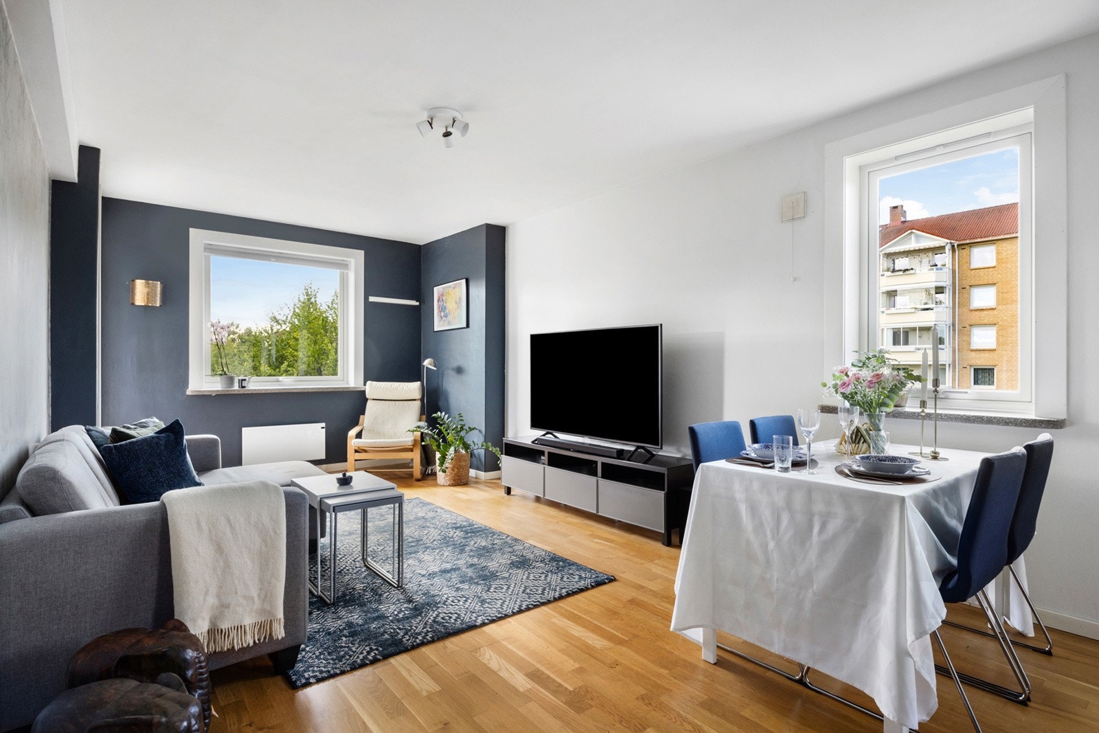 Lys og luftig stue. Galleribilde