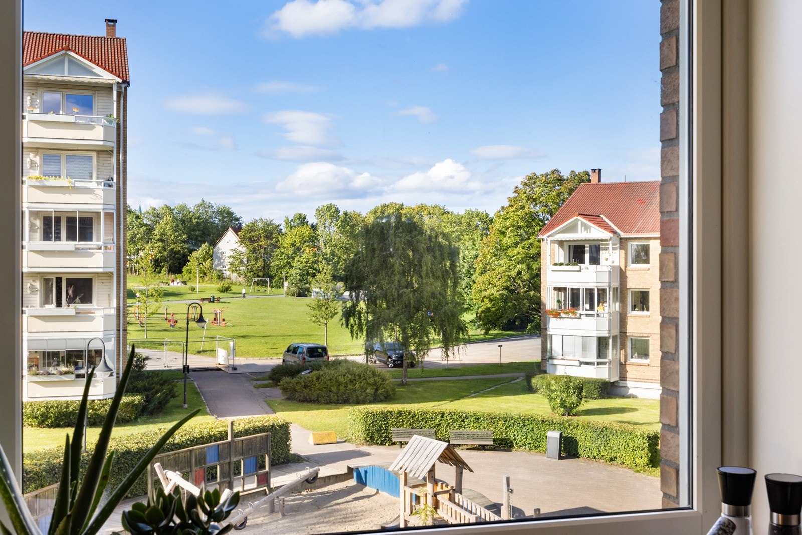 Utsikt fra kjøkkenvindu. Galleribilde