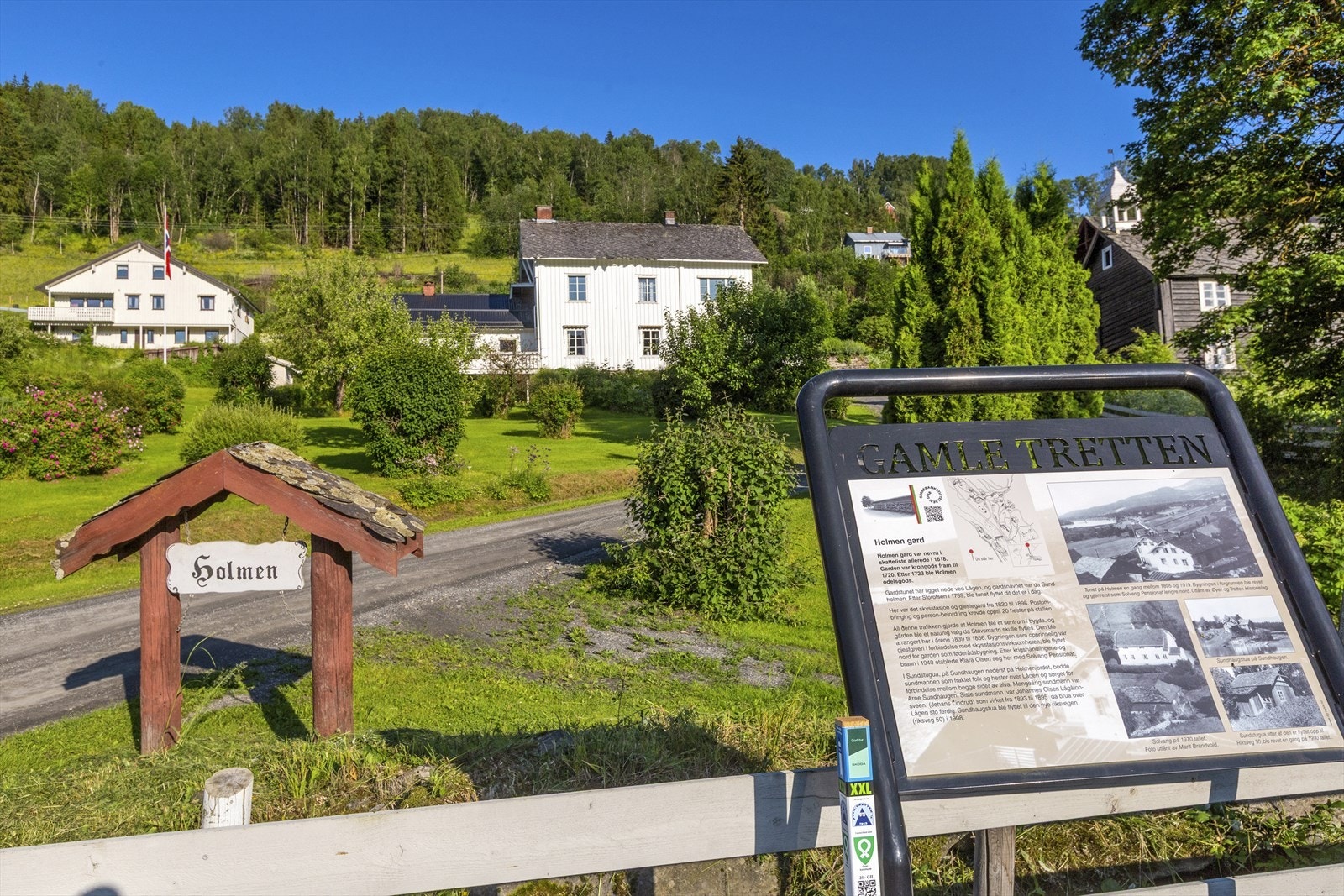 Holmen innehar et dyrket areal på drøye 170 dekar, produktiv skog på 805 dekar og et totalareal på 1402 dekar Galleribilde