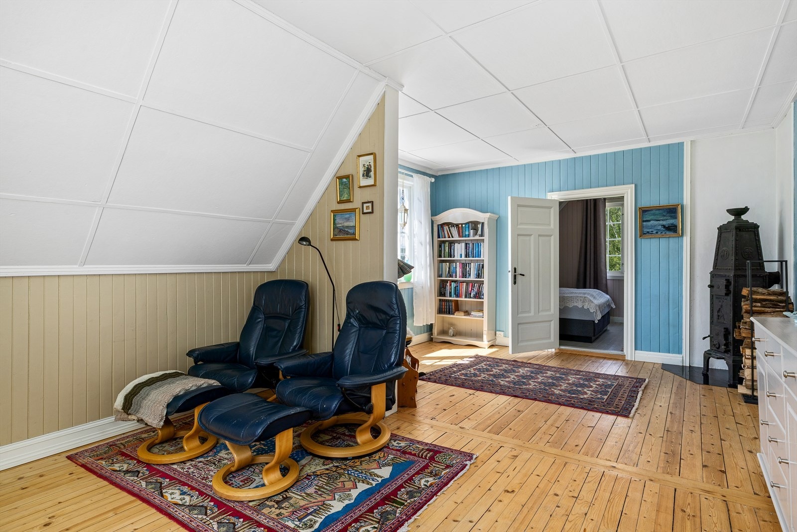 Loftsstue eller kontor - egnet som ekstra oppholdsrom Galleribilde