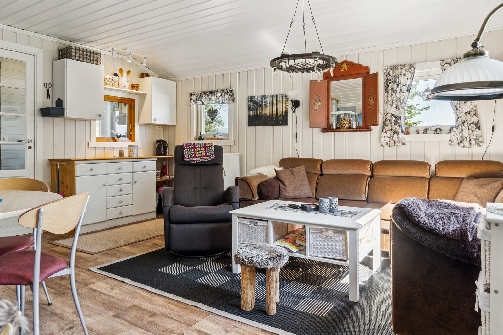 Med to separate hytter som gir fleksibilitet og muligheter for både privatliv og samvær. Galleribilde