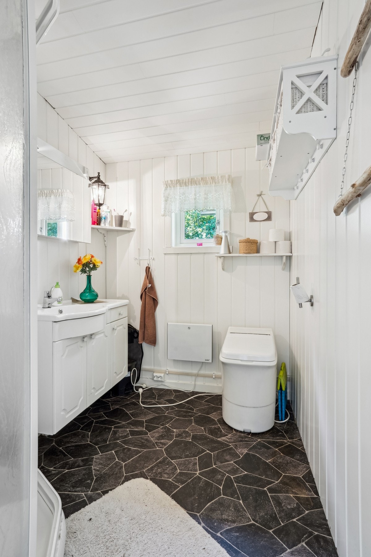 Hyttetoalett av typen Cinderella Classic. Galleribilde