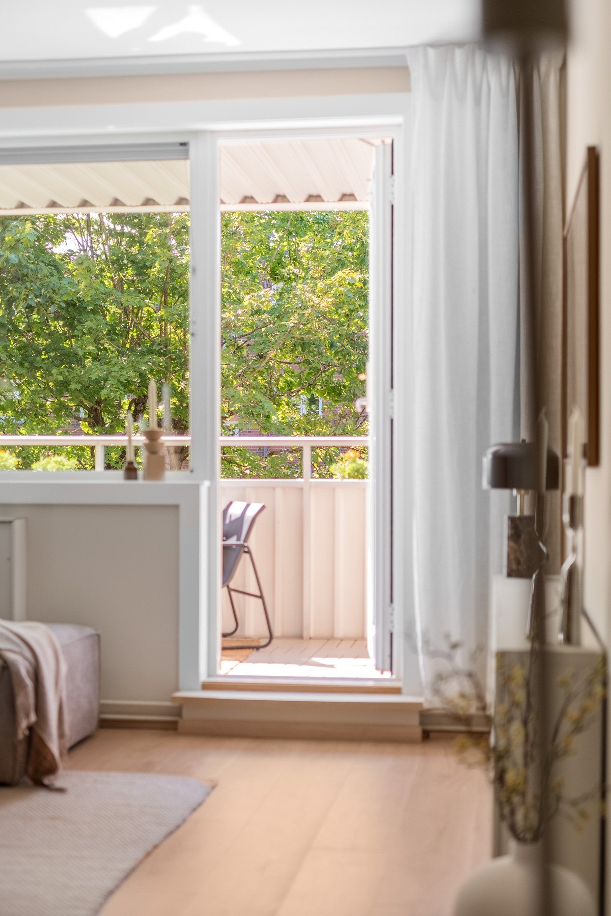 Balkongen har gode solforhold. Galleribilde