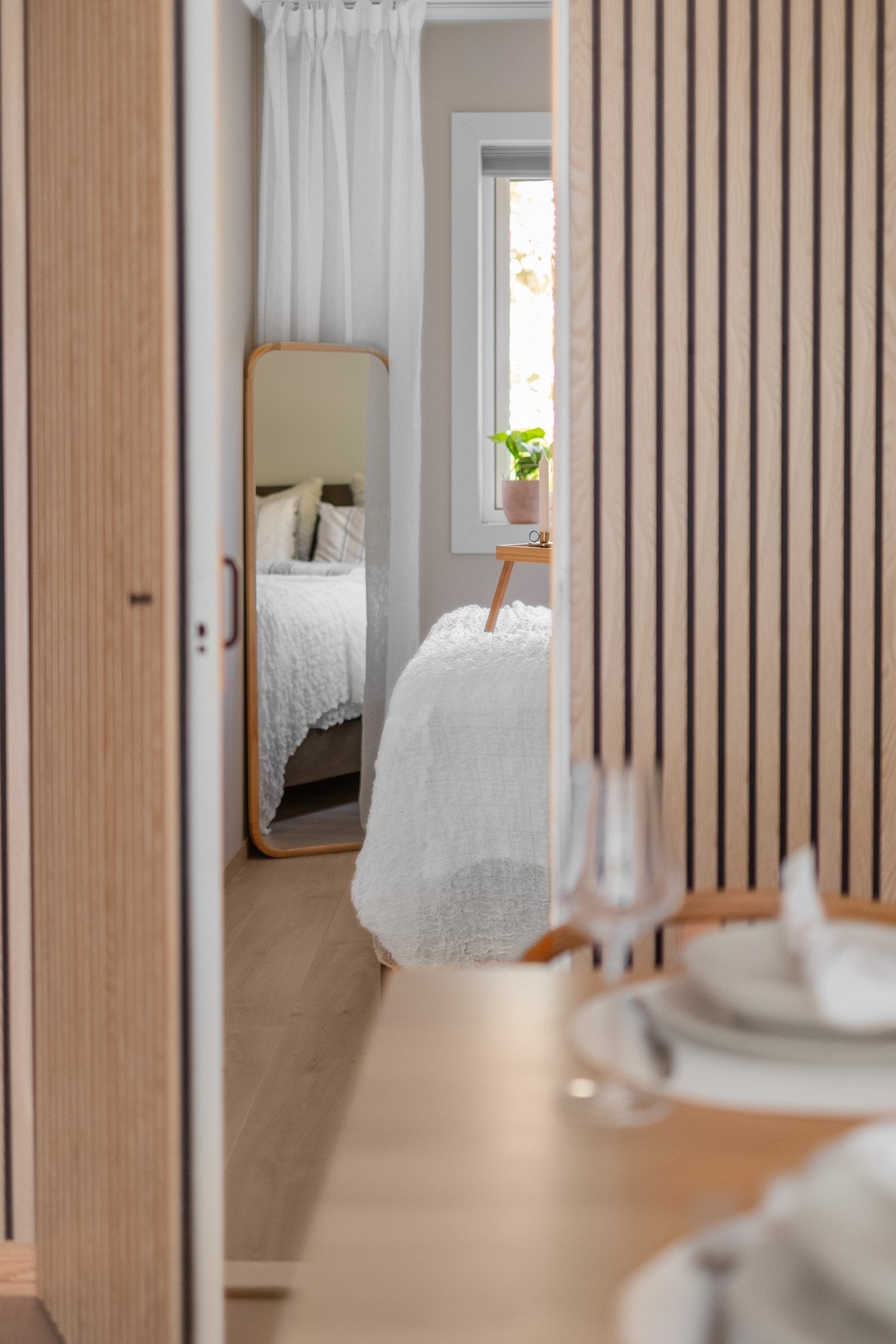 Det er gode lyslinjer i rommene. Galleribilde