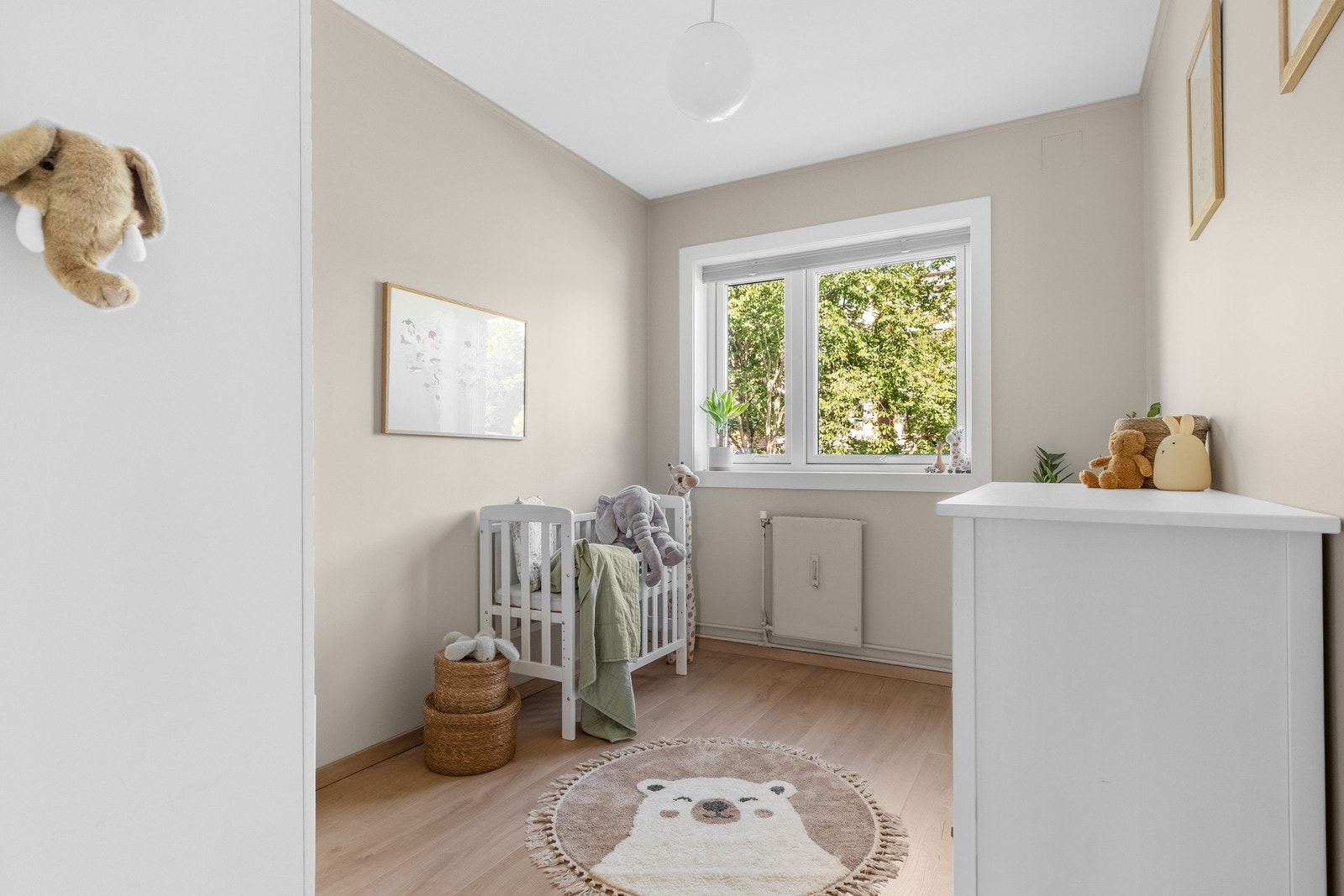 Soverommene har en atmosfære som gjør det enkelt å falle til ro om kvelden. Galleribilde