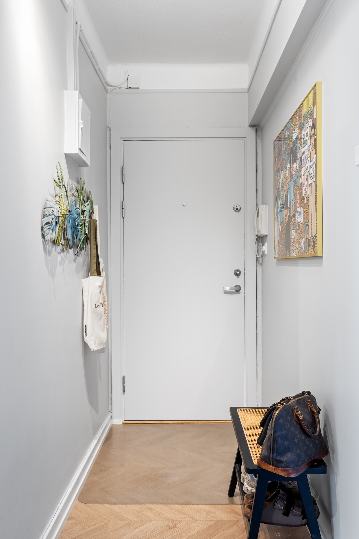 Entré/gang. Galleribilde