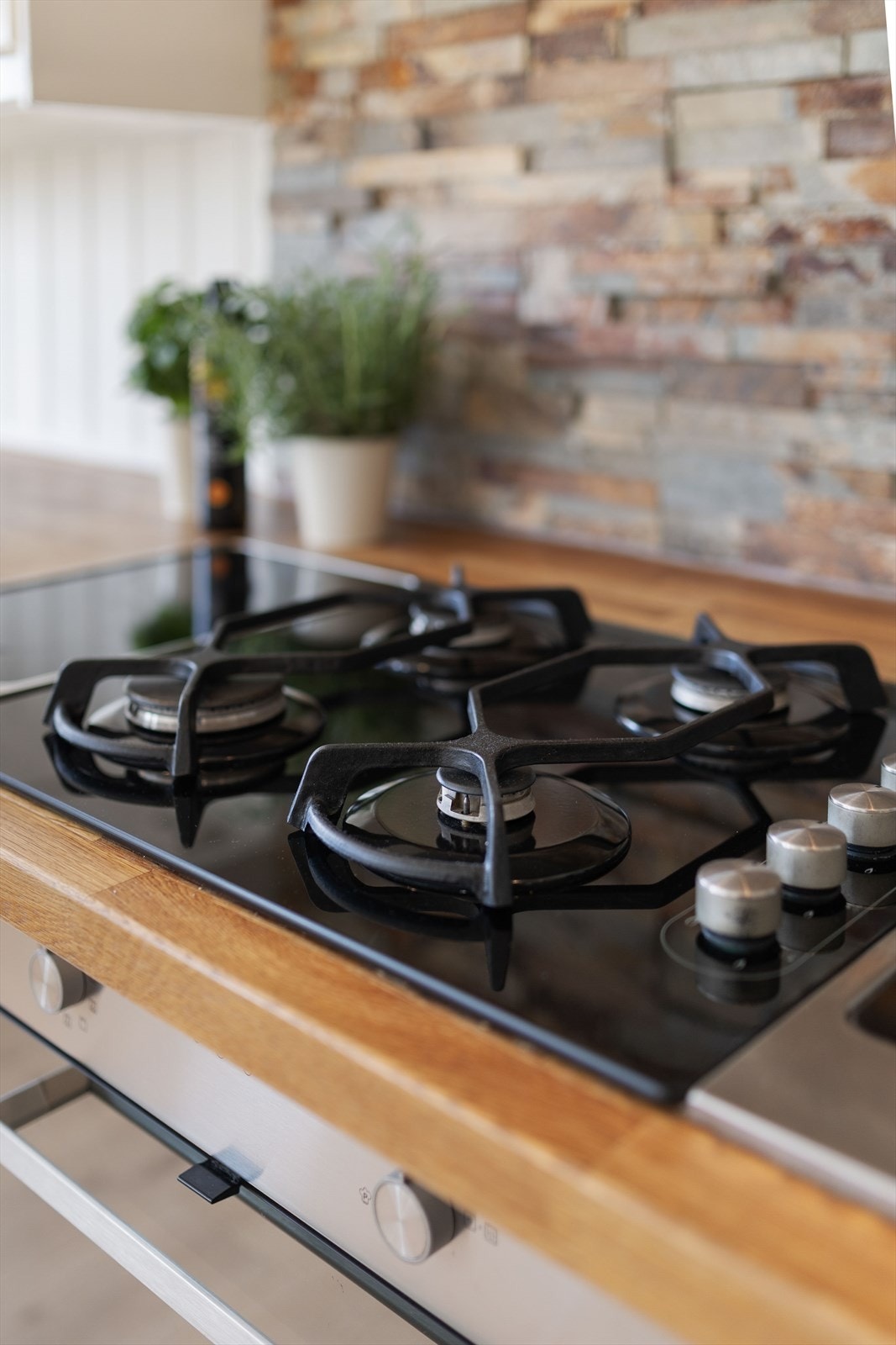 Gasskomfyrer har en unik egenskap, nemlig full kontroll over varmen. Dette er grunnen til at de profesjonelle kokkene foretrekker gassbluss når de lager mat. Galleribilde