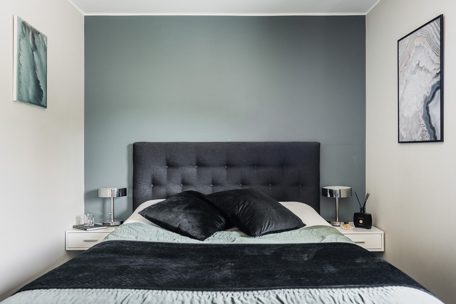 God plass til dobbeltseng. Galleribilde