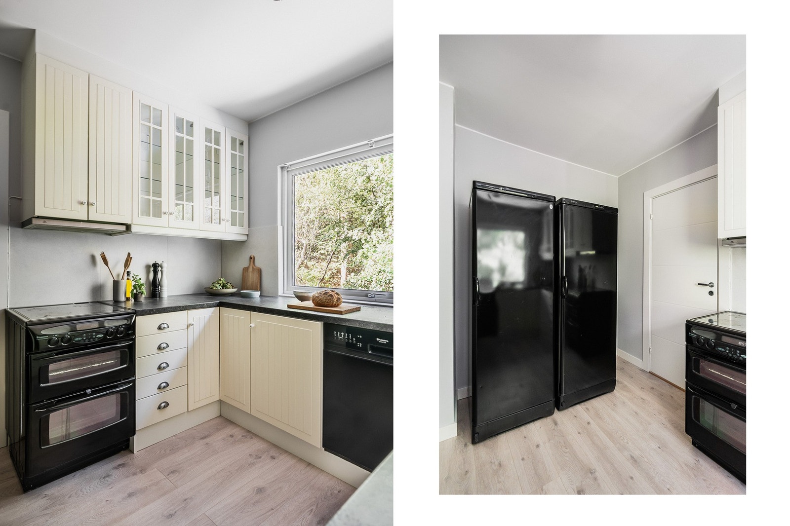 Kjøkkeninnredning er fra 2000. Stort side-by-side kjøleskap. Galleribilde