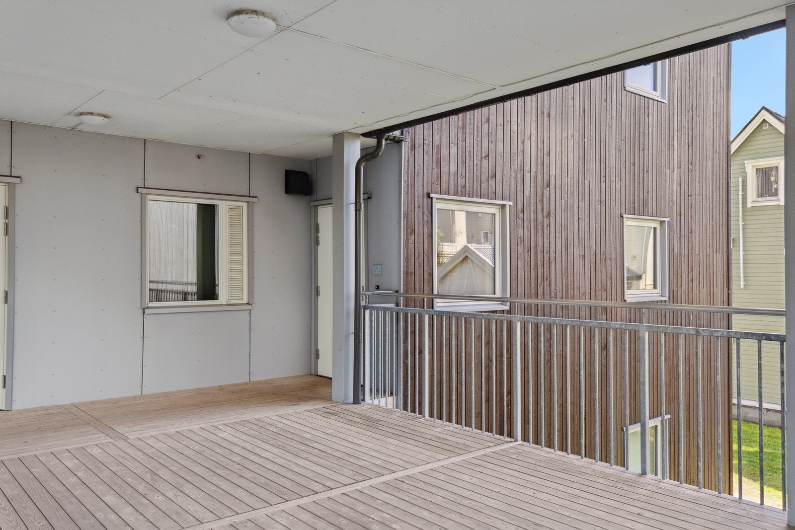 Luksus med endeleilighet! Gjennomlys og ingen ferdsel forbi leilighetens svalgang. Galleribilde