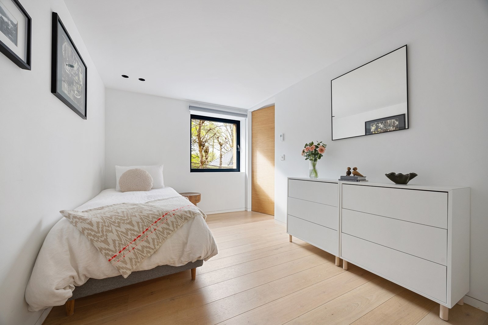 Soverom underetasje i hoveddelen Galleribilde