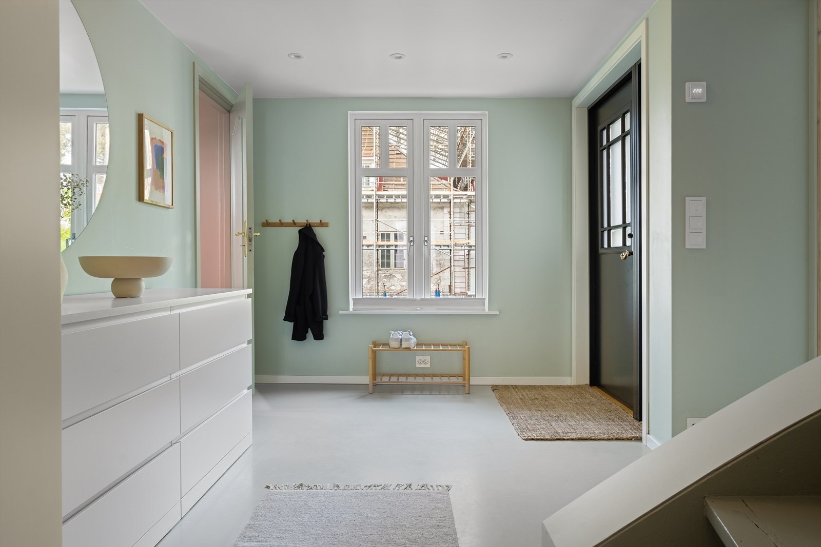 Stor og romslig gang Galleribilde