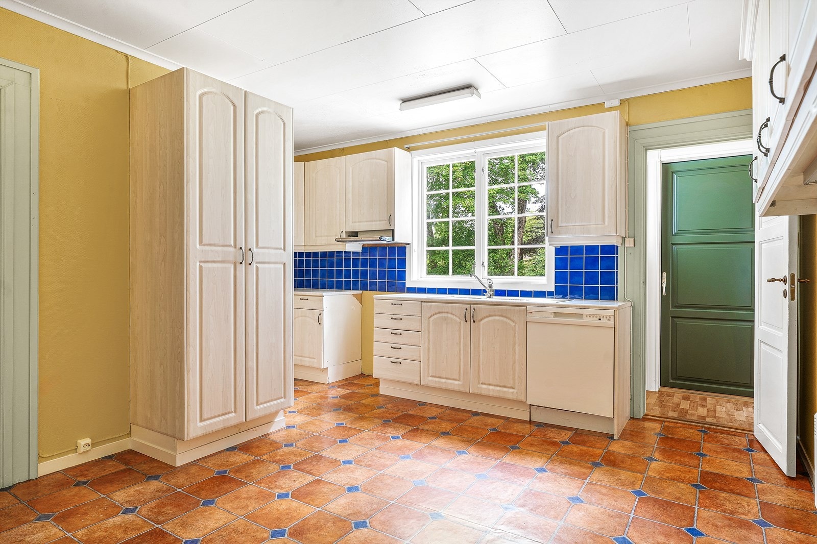 Kjøkken med biutgang Galleribilde