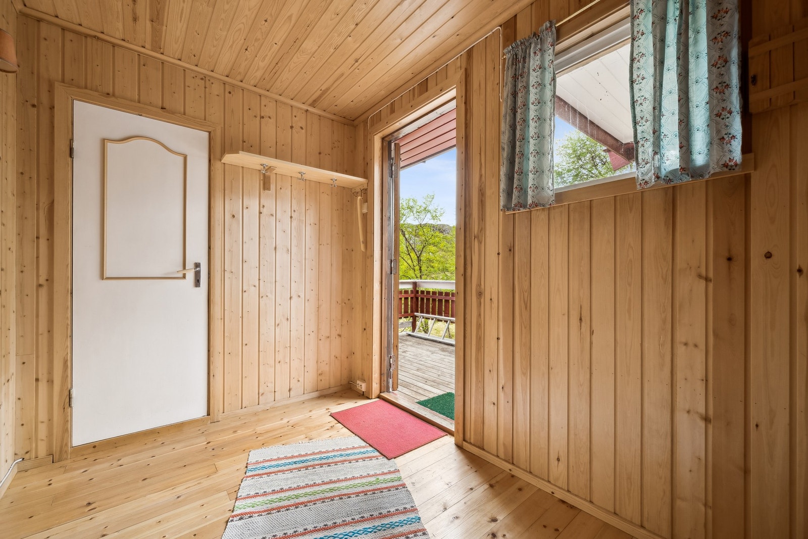 Fra entrè har du adkomst til toalettrom Galleribilde