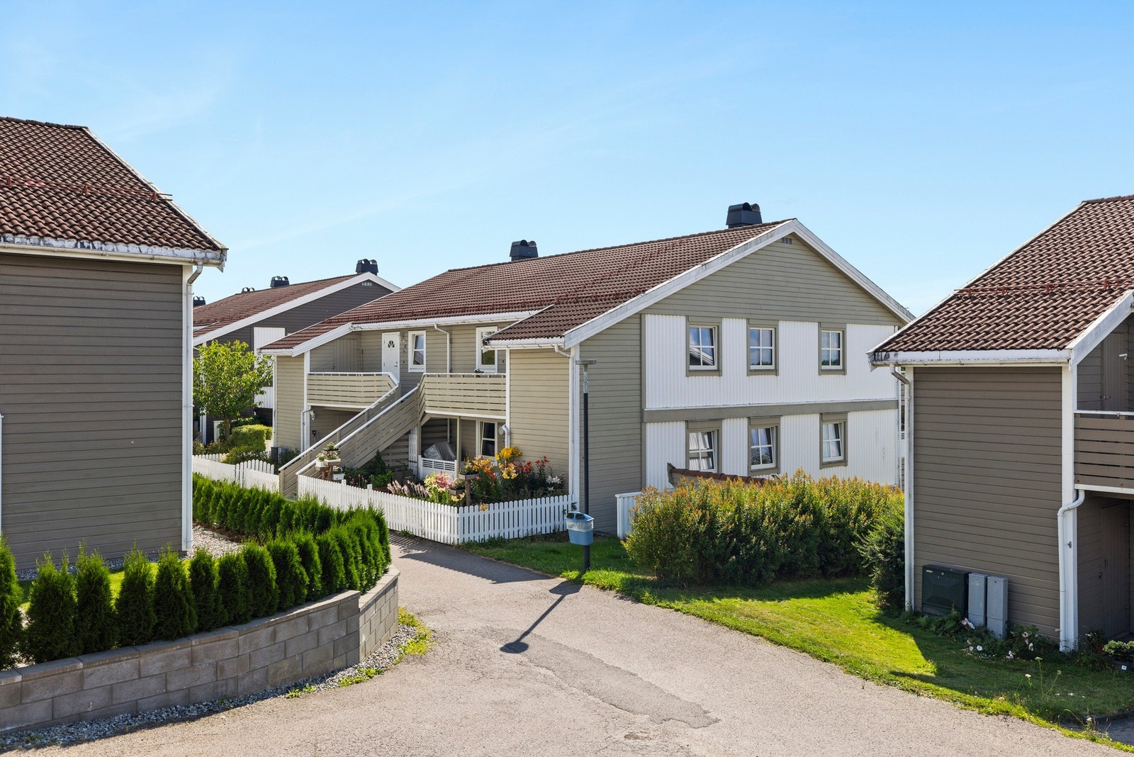 Velkommen til et hyggelig og barnevennlig boligområde! Galleribilde