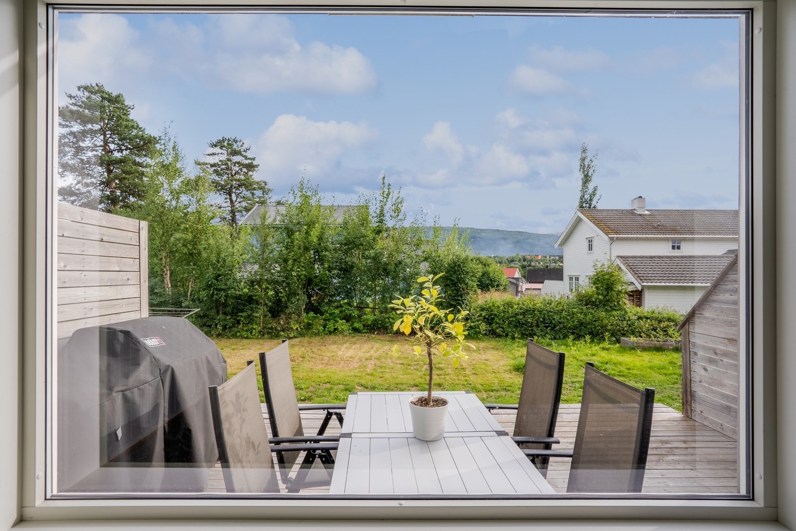 Utsikt og stue Galleribilde