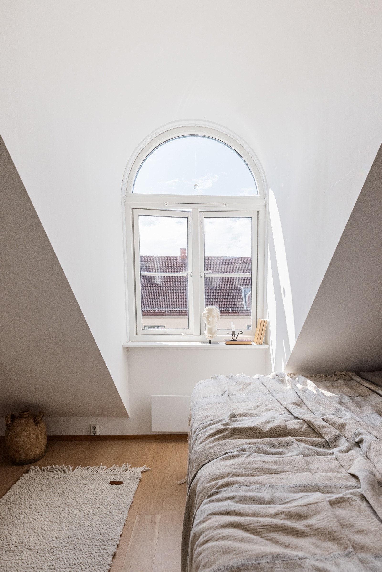 Alle soverommene ligger ut mot rolige områder. Galleribilde