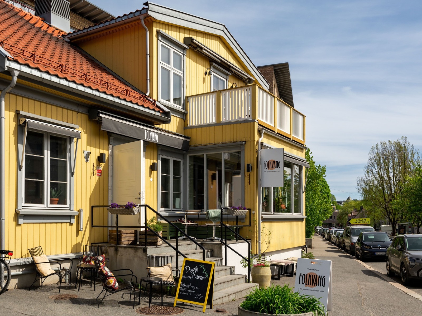 Folkvang (tidligere Sagene Lunsjbar) er en av mange spise- og serveringssteder i bydelen. Galleribilde