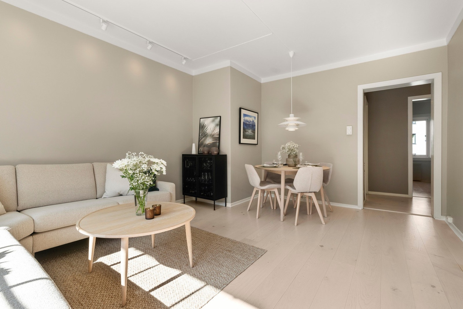 Stue og spisestue Galleribilde