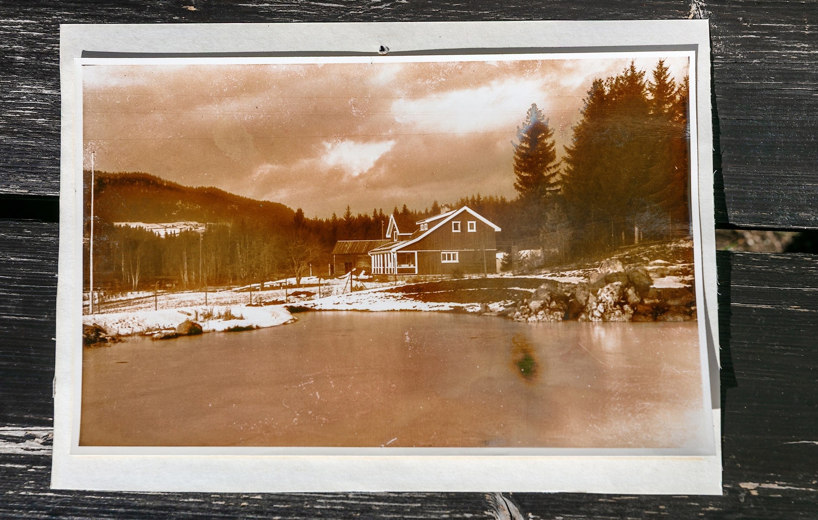 Eldre foto av damanlegget. Galleribilde