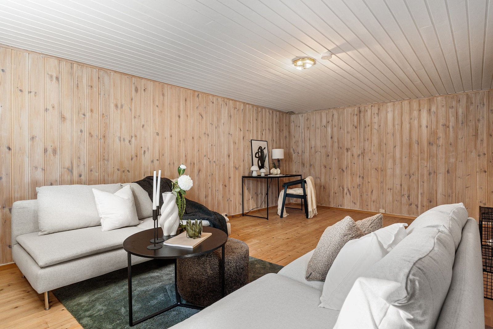 Bonusrom i kjeller Galleribilde