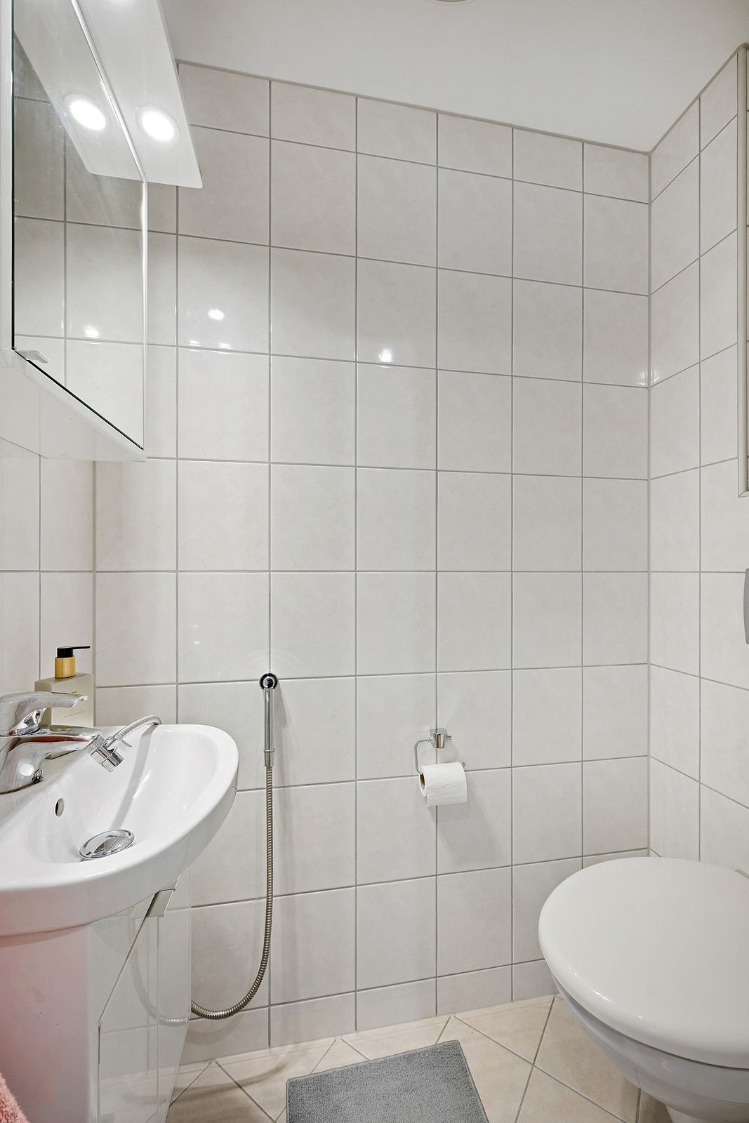 Separat toalett - praktisk løsning i en travel hverdag. Galleribilde