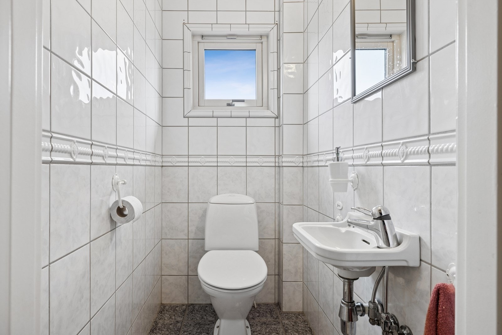 Toalettrom i 2. etasje. Galleribilde