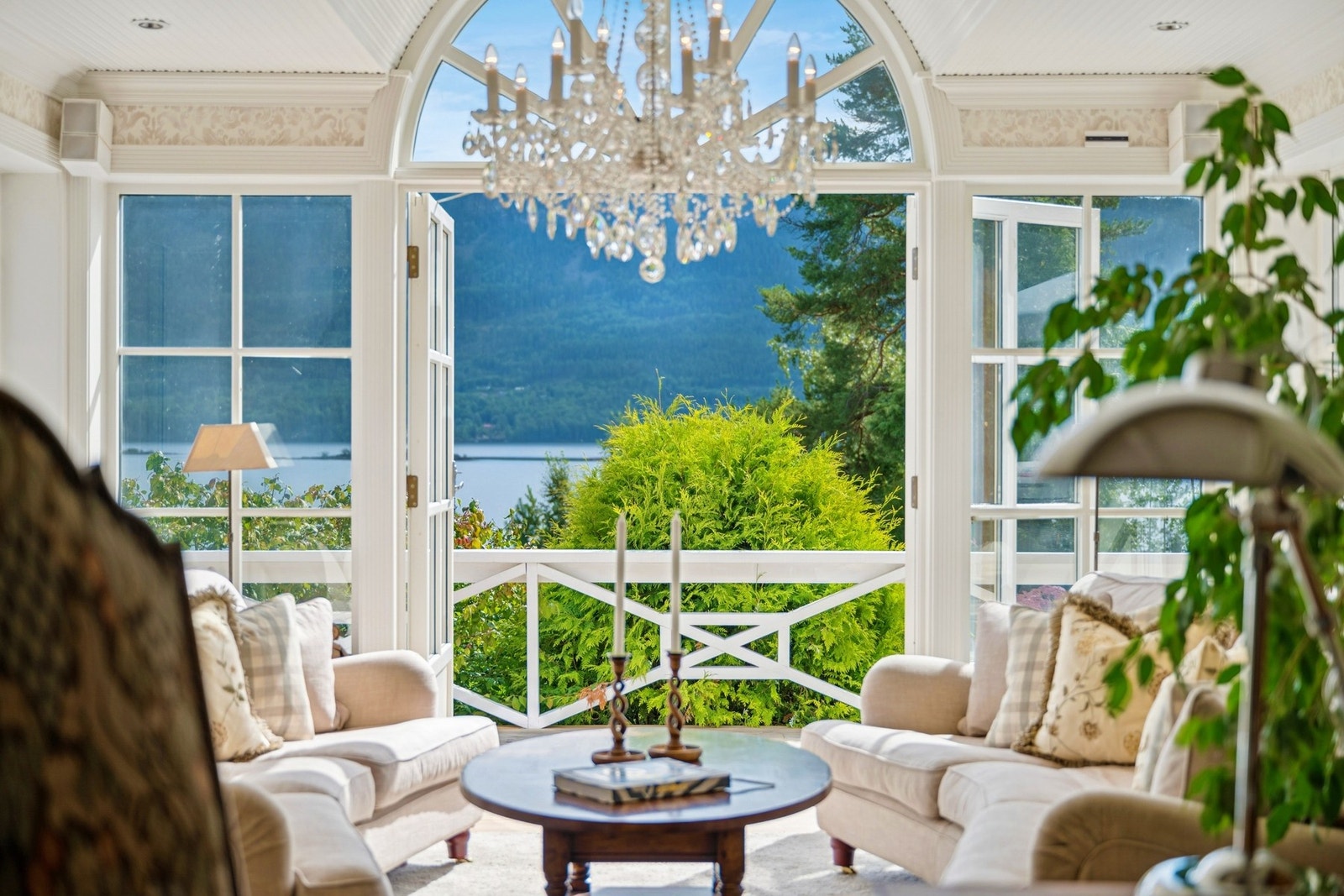 Et fantastisk utsyn fra stuen. Galleribilde