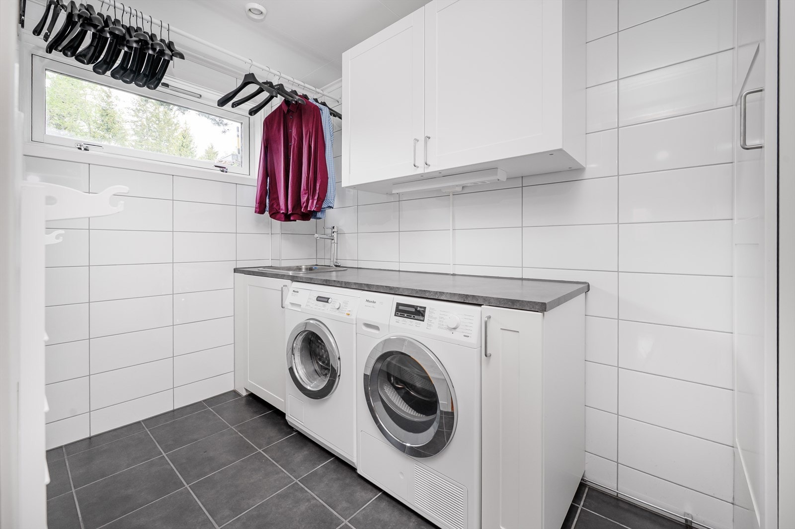 Vaskerom i sokkeletasjen er totalrenovert 2014 Galleribilde