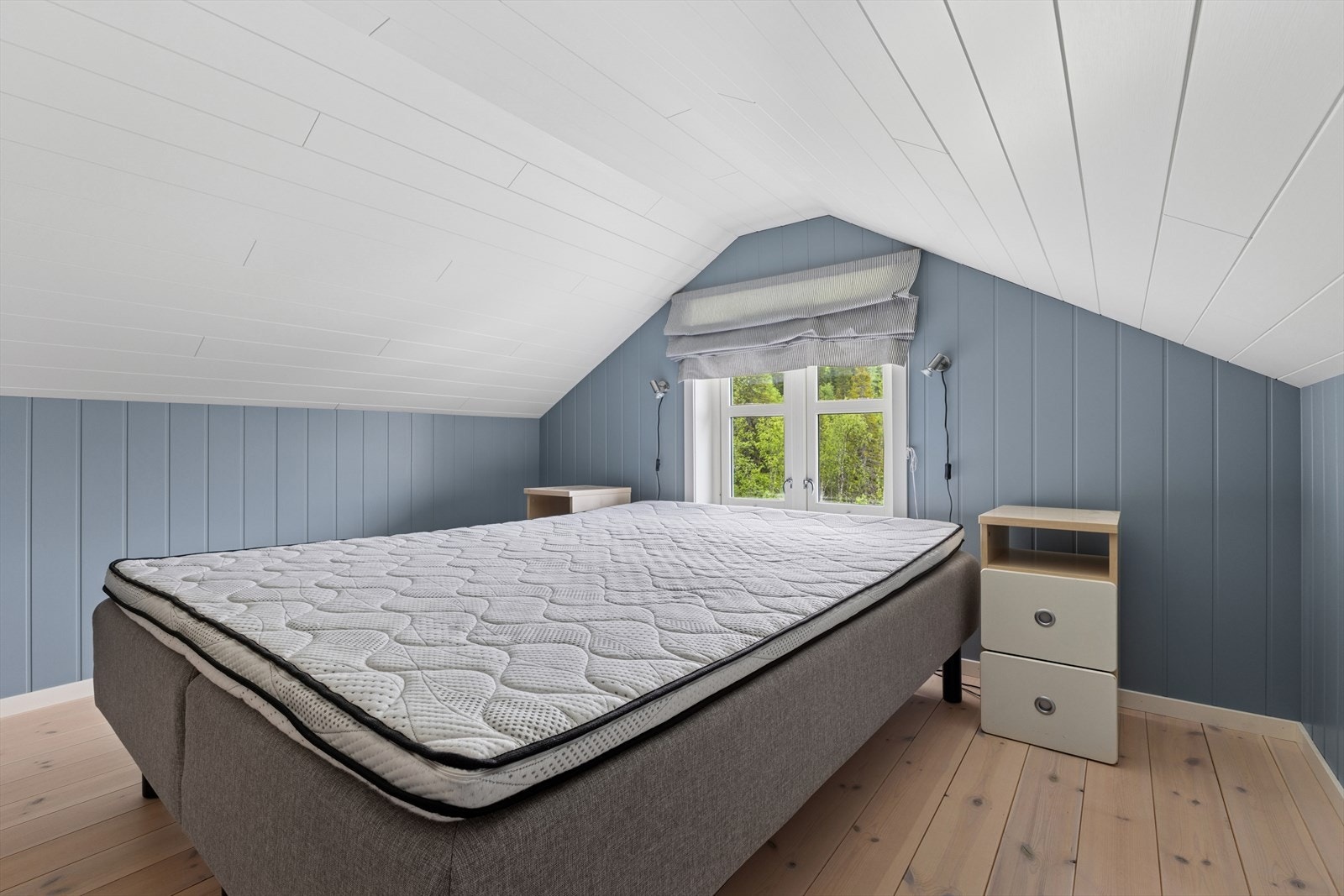 Hems med dør Galleribilde