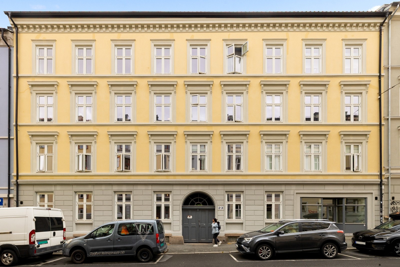Her bor du sentralt til på Grünerløkka, tett på parker og grøntarealer som Akerselva, Birkelunden og Sofienbergparken. Galleribilde