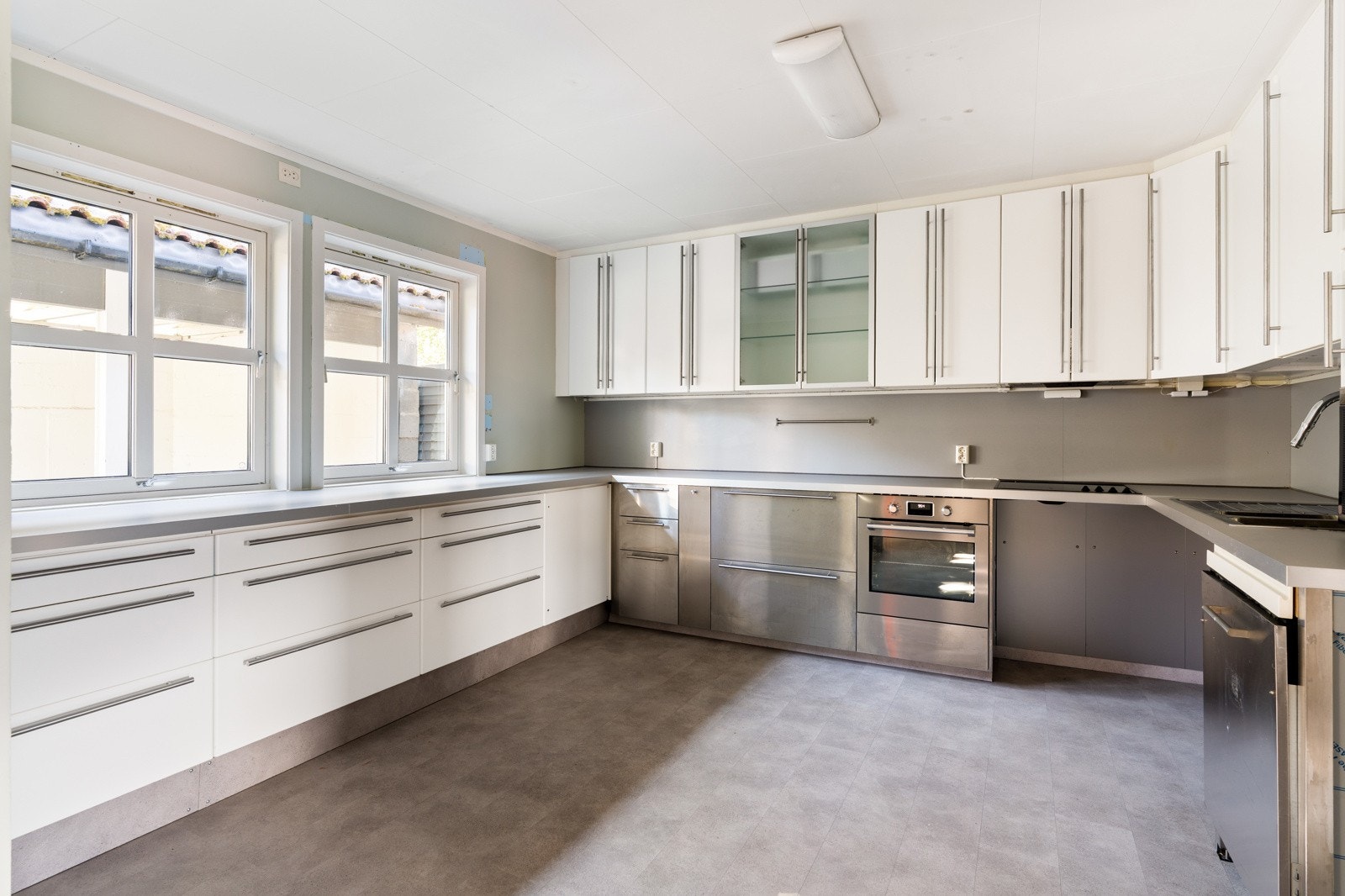 Kjøkkenet har fått TG1 i tilstandsrapporten og gir gode muligheter for modernisering. Deler av kjøkkenet er opprinnelig bod. Galleribilde