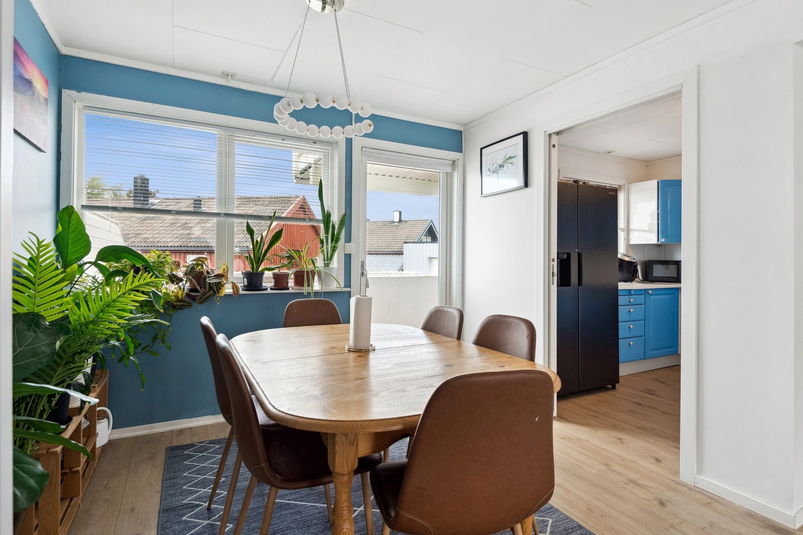 Stue med enkel adkomst til veranda. Galleribilde